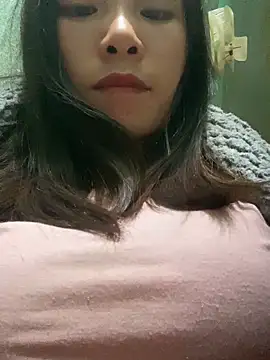 Elysia-007 online show from 12-18-25, 02:12