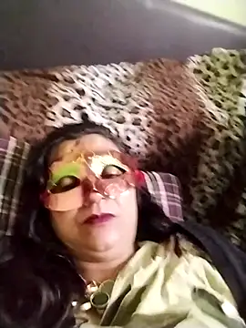 Snapshot of LOVE__RANI chatting on 12-04-25, 10:40 LOVE RANI online show from 12-04-25, 10:40