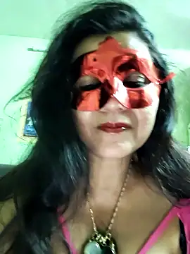 Snapshot of LOVE__RANI chatting on 01-13-26, 12:54 LOVE RANI online show from 01-13-26, 12:54