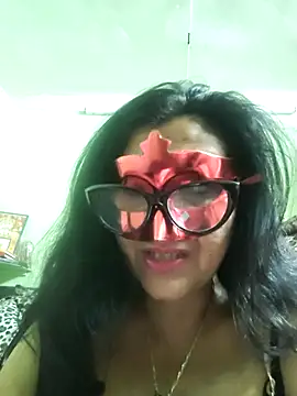 Snapshot of LOVE__RANI chatting on 03-11-26, 12:44 LOVE RANI online show from 03-11-26, 12:44