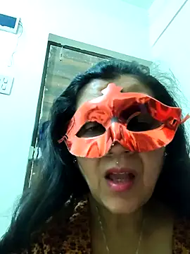 Snapshot of LOVE__RANI chatting on 04-11-26, 04:55 LOVE RANI online show from 04-11-26, 04:55