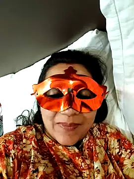 Snapshot of LOVE__RANI chatting on 05-05-26, 03:47 LOVE RANI online show from 05-05-26, 03:47