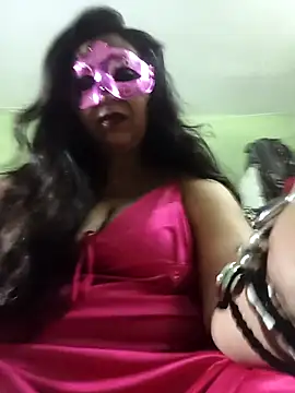Snapshot of LOVE__RANI chatting on 07-08-26, 03:38 LOVE RANI online show from 07-08-26, 03:38
