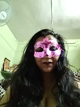 Snapshot of LOVE__RANI chatting on 07-10-26, 03:55 LOVE RANI online show from 07-10-26, 03:55