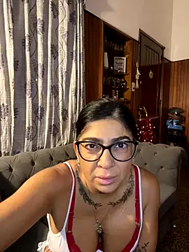 Snapshot of solmorochia chatting on 12-16-25, 12:59 solmorochia online show from 12-16-25, 12:59