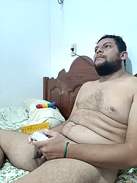 Snapshot of RobeBear chatting on 03-13-26, 09:43 RobeBear online show from 03-13-26, 09:43