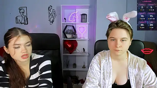 Snapshot of isabel_wave chatting on 11-15-25, 01:18 isabel wave online show from 11-15-25, 01:18