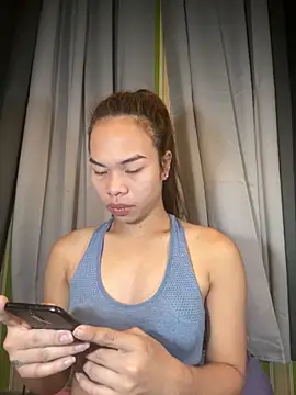 kierra fox online show from 11-07-25, 05:40