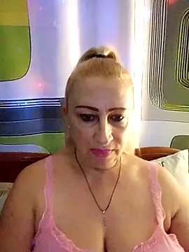 Esenia505 online show from 12-22-25, 05:48