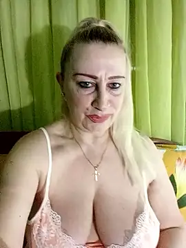 Esenia505 online show from 04-21-26, 02:51