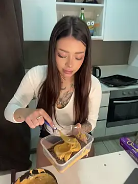 AshleyWinslow online show from 04-24-26, 08:22