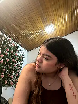 Tharafresneda  online show from 10-29-25, 02:30