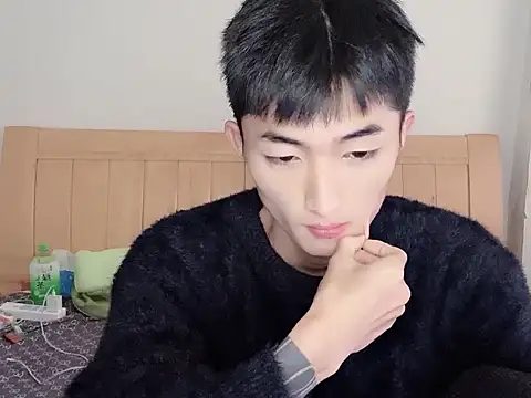 N228 online show from 10-31-25, 07:42