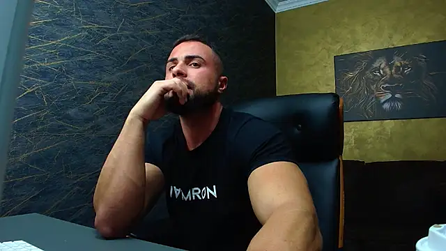 Snapshot of HayesWood chatting on 11-06-25, 05:52 HayesWood online show from 11-06-25, 05:52