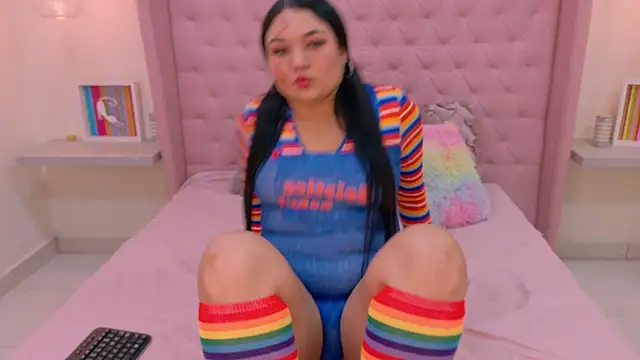 Snapshot of Athena_Carther chatting on 10-31-25, 12:28 Athena Carther online show from 10-31-25, 12:28