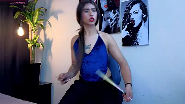 Snapshot of Flor_Gil chatting on 11-11-25, 03:50 Flor Gil online show from 11-11-25, 03:50