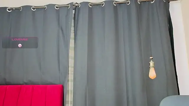 Flor Gil online show from 12-20-25, 03:46