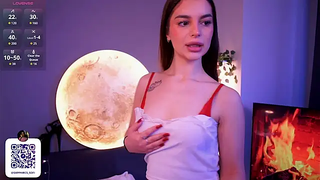 Snapshot of LauraHansil chatting on 11-27-25, 06:48 LauraHansil online show from 11-27-25, 06:48