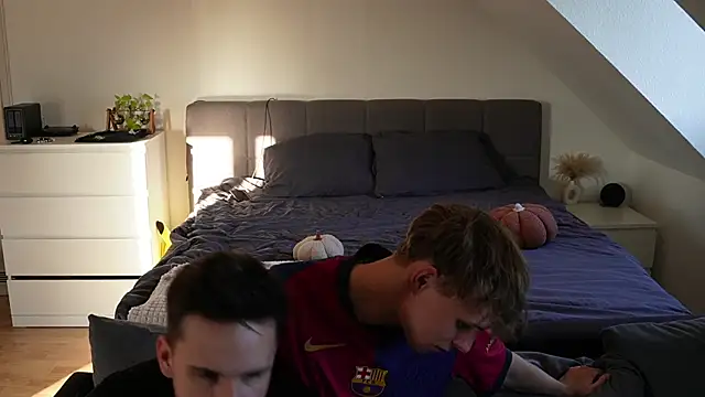 InnocentGuysOF online show from 04-24-26, 05:26