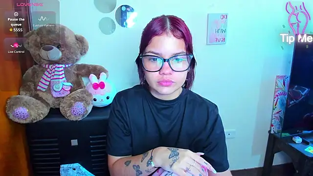 Emma boo online show from 02-27-26, 03:56