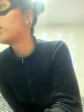 Snapshot of NatySensuaal chatting on 10-30-25, 04:14 NatySensuaal online show from 10-30-25, 04:14