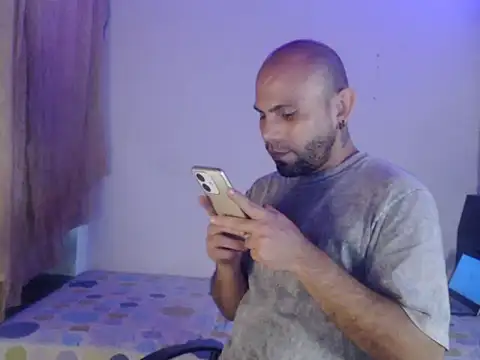 marek secrett online show from 11-04-25, 08:41