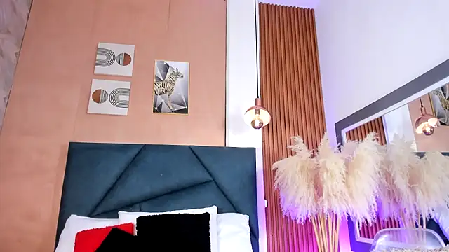 Ivy Spicy online show from 04-07-26, 08:09