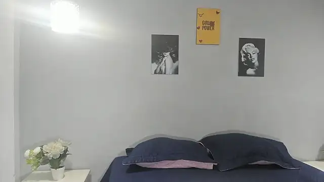 sexynova 93 online show from 02-25-26, 07:45