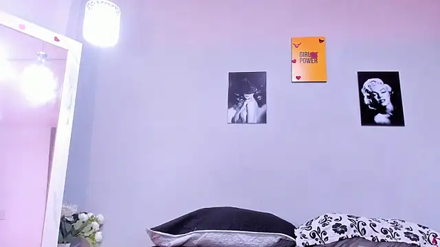 sexynova 93 online show from 04-11-26, 12:20