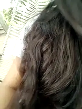 Soymaia online show from 11-29-25, 03:37