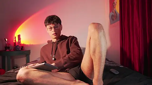 estmonnn online show from 04-28-26, 01:15