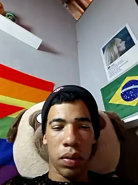 rafaelanaclett online show from 10-30-25, 07:58