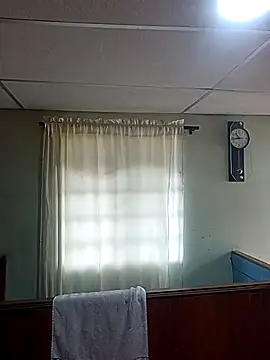 Snapshot of Isa-Giraldo chatting on 11-13-25, 12:37 Isa-Giraldo online show from 11-13-25, 12:37