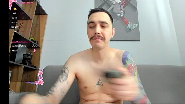 Snapshot of Your_hot_students chatting on 11-27-25, 07:32 Your hot students online show from 11-27-25, 07:32