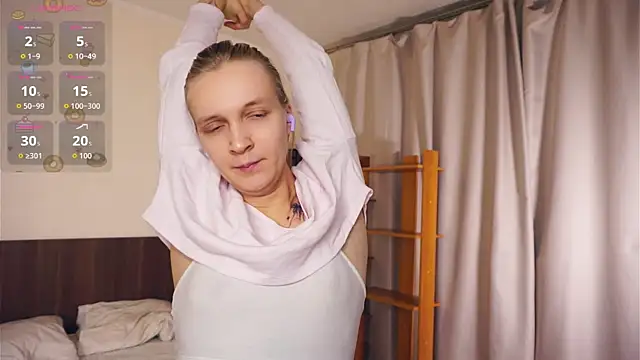 Snapshot of DierdreJacobsohn chatting on 11-22-25, 06:23 DierdreJacobsohn online show from 11-22-25, 06:23