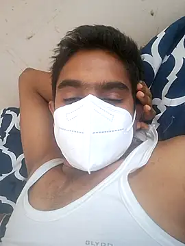 Snapshot of Healthy18 chatting on 11-11-25, 02:00 Healthy18 online show from 11-11-25, 02:00