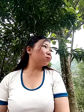 julybe online show from 04-27-26, 06:00