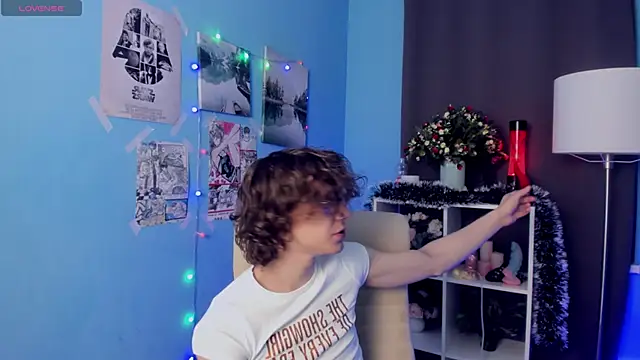 Snapshot of LeoBensyten chatting on 11-20-25, 04:07 LeoBensyten online show from 11-20-25, 04:07