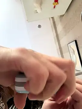 aniani11 online show from 12-21-25, 05:25