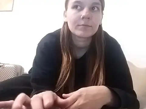 Zizi Zuzu online show from 10-30-25, 08:31