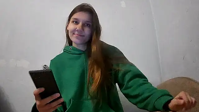 Zizi Zuzu online show from 11-27-25, 07:05