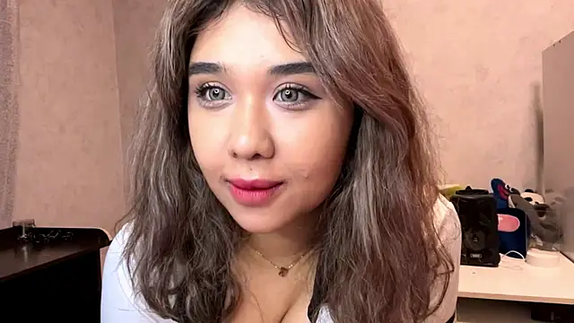 LovelyLara online show from 11-09-25, 06:06