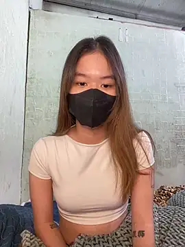 Snapshot of BUNNY050465 chatting on 11-14-25, 03:11 BUNNY050465 online show from 11-14-25, 03:11