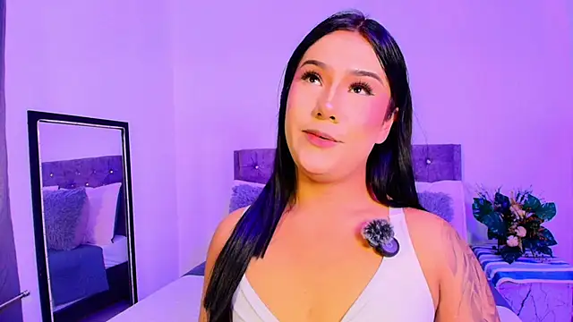 Snapshot of Vale_prado chatting on 11-11-25, 11:32 Vale prado online show from 11-11-25, 11:32