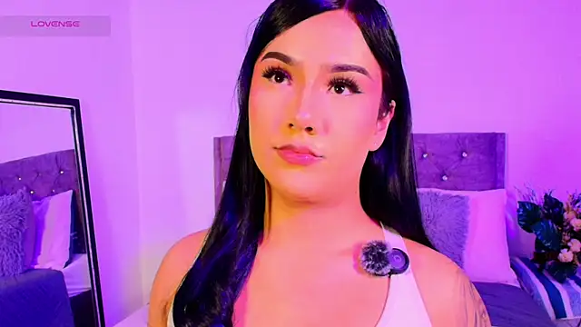 Snapshot of Vale_prado chatting on 11-13-25, 10:47 Vale prado online show from 11-13-25, 10:47