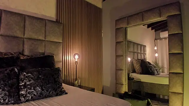 BrigitteVons online show from 11-11-25, 12:54