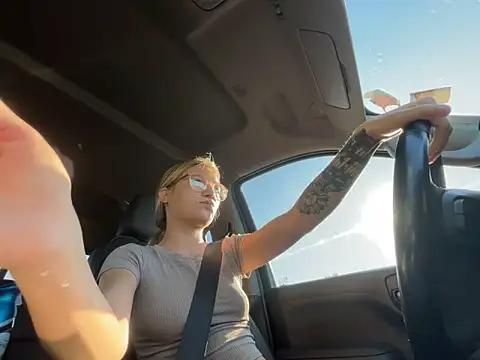 hatgirlsolo online show from 12-05-25, 02:03