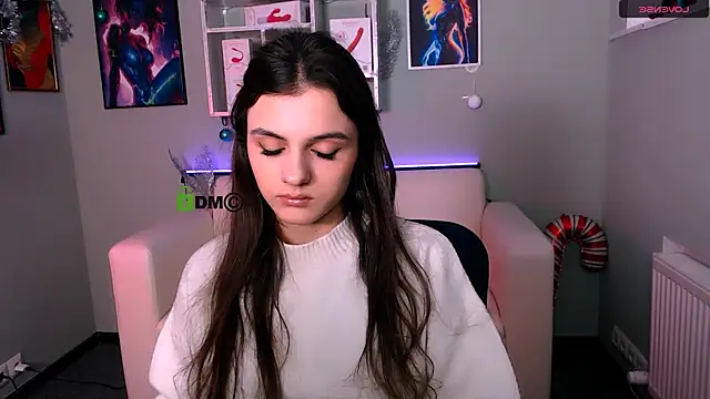 lisa dark  online show from 01-11-26, 10:42