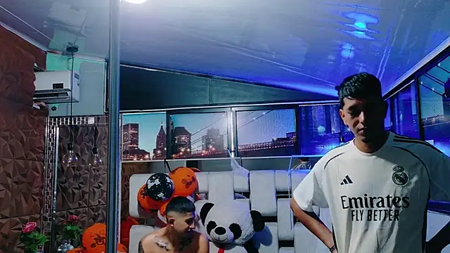 darwinandbrayann online show from 10-31-25, 12:39