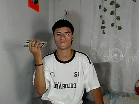 connor michael01 online show from 11-29-25, 08:45